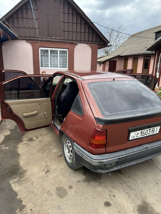 Opel Kadett 1.3 Бензин