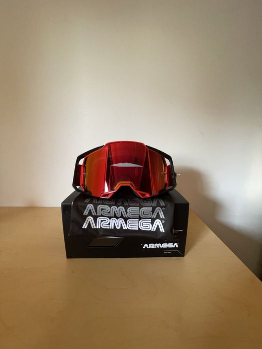 Vendo óculos 100% armega