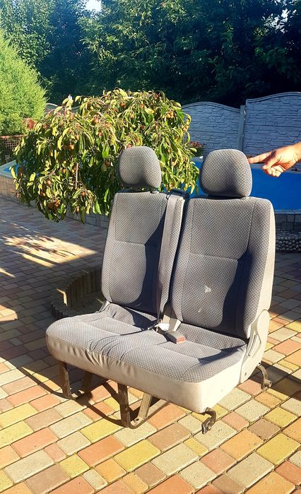 Двойное сиденье на микроавтобус или автобус