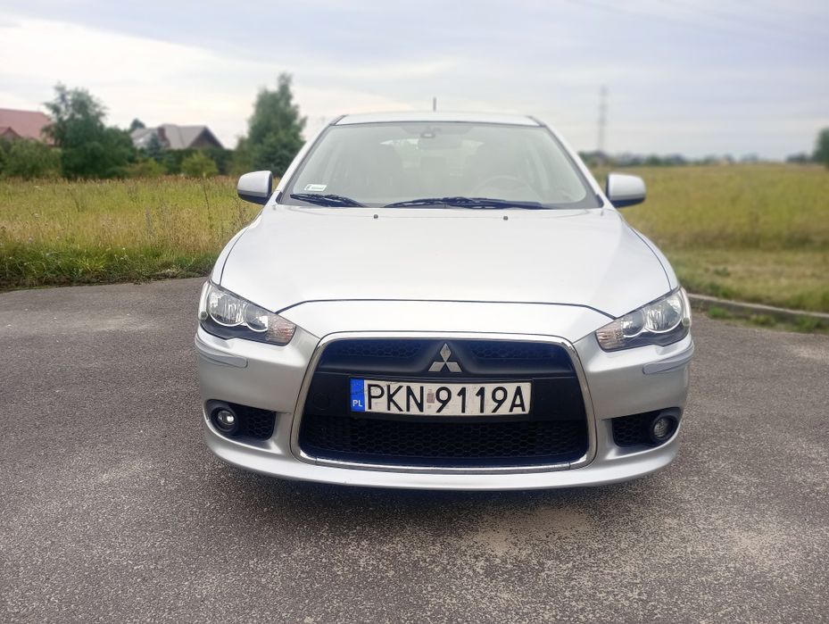 Mitsubishi Lancer 1.6 16v  2010r niski przebieg 181tys