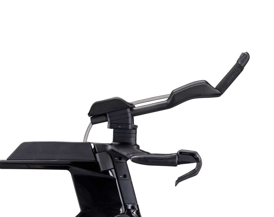 Новий велосипед для триатлону Giant Trinity Advanced SL 2 SRAM 2026