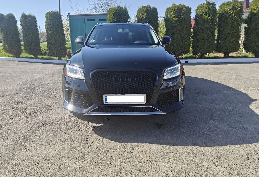 Передній бампер в стилі RSQ5 V2 для Audi Q5 8R 2012-2016