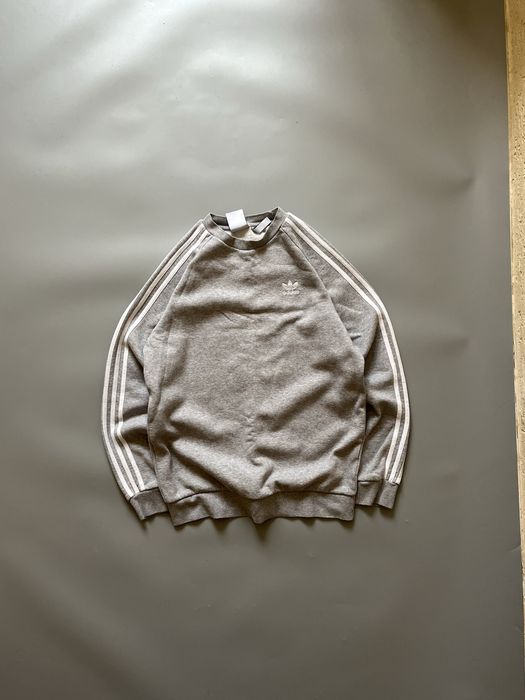 Світшот від Adidas на лампасах Y2k