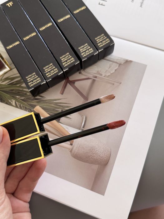 Блиск Tom Ford Gloss Luxe Lip Gloss