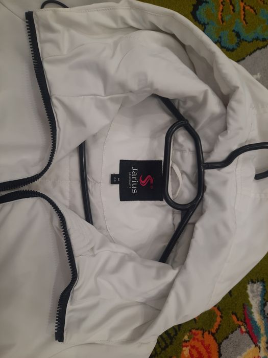 Продам куртку -парку Jarius