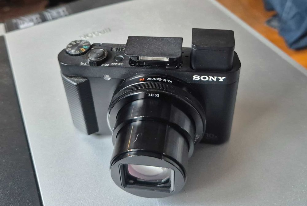 Aparat SONY HX90V kompaktowy fotograficzny