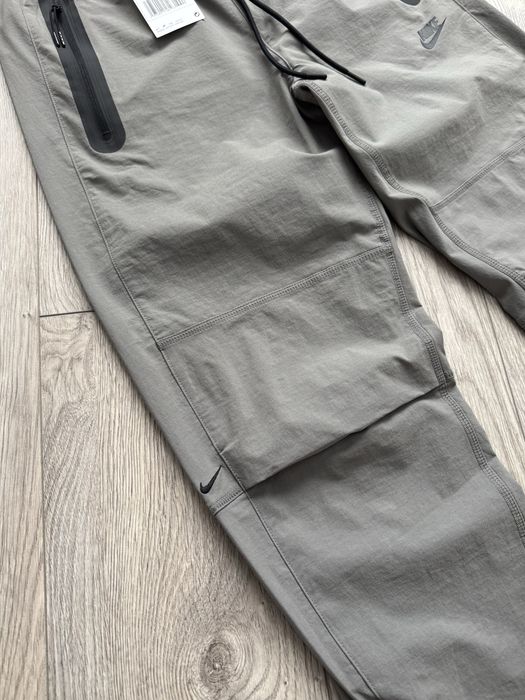 Штаны Nike Tech Fleece Woven Pant 2026