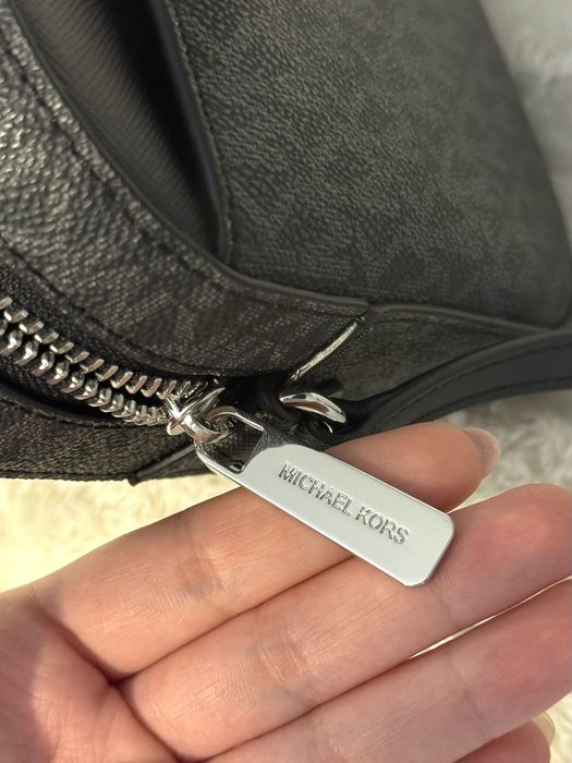 Жіноча сумка Michael Kors