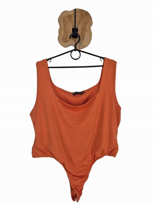 Body Prettylittlething 52 6XL 24 plus size stringi