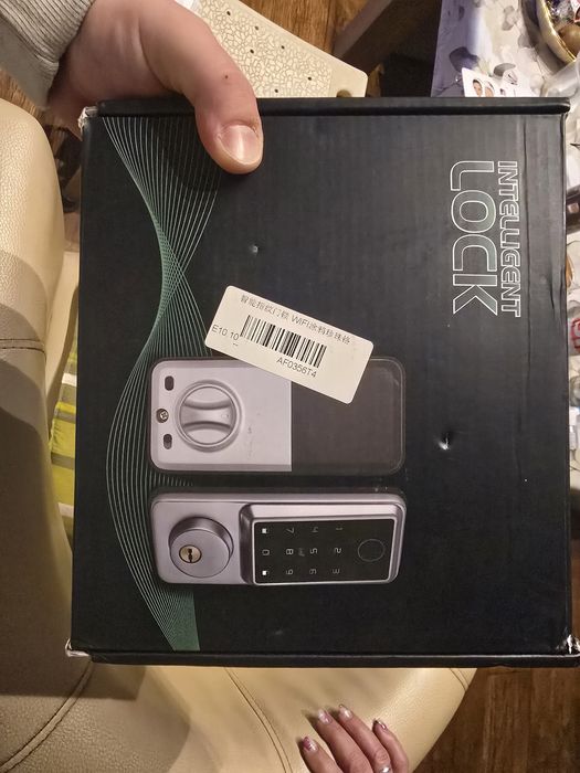 Inteligentny zamek tuya