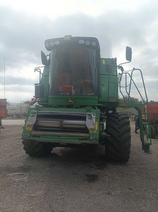 Комбайн зернозбиральний John Deere-9880STS