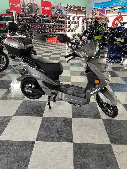 Capacete fechado / integral / estrada / moto LS2 FF320 Stream