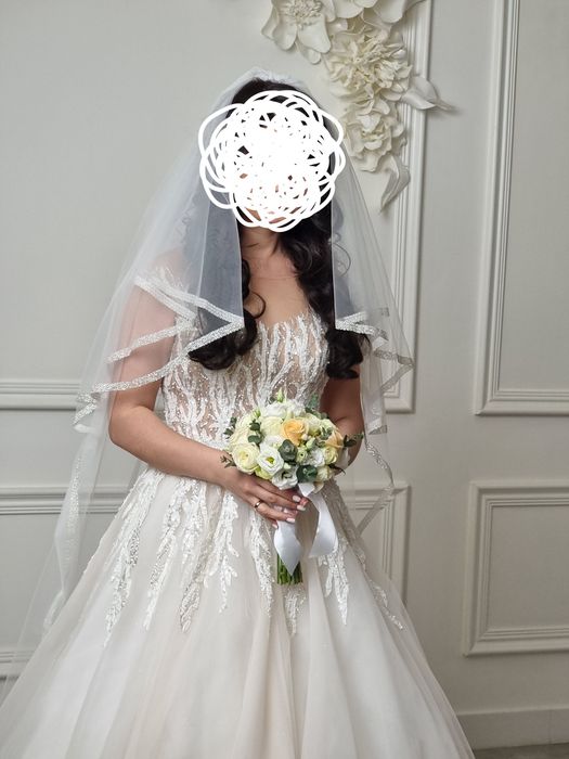 Весільна сукня дуже красива