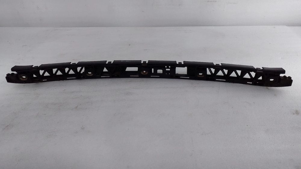 Guia de pára-choques trás central SEAT Leon (5F1)