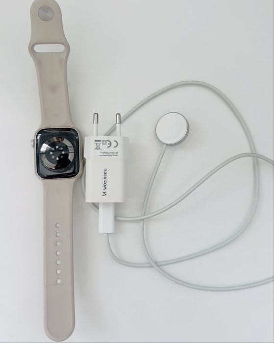 Apple watch series 8