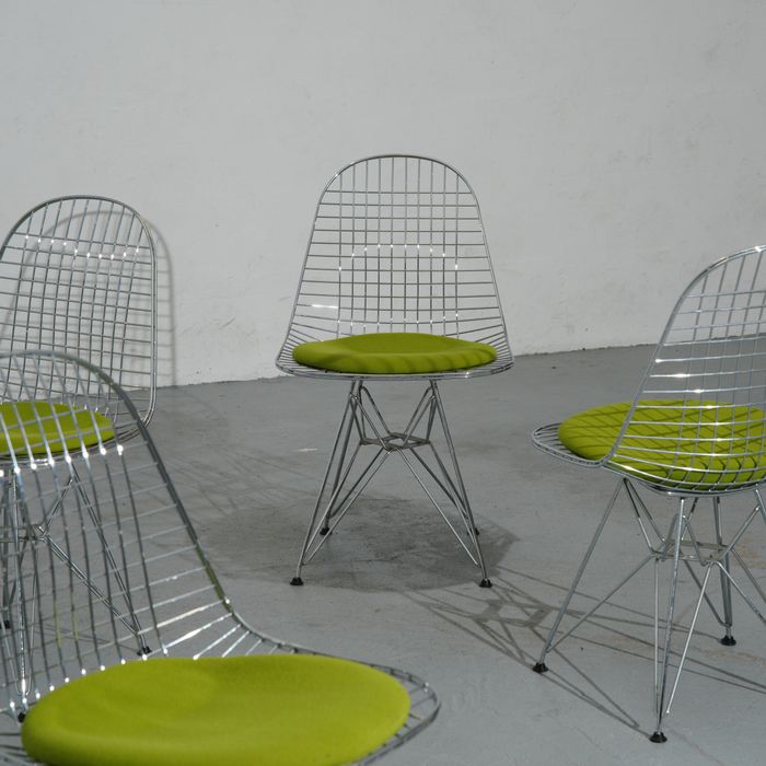 cadeiras estilo DKR Herman Miller Eames