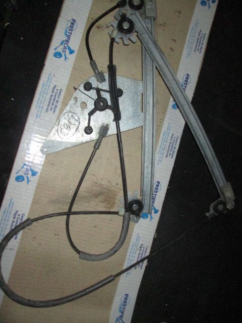 Elevador vidros frente esquerdo AUDI A3 (8L1)