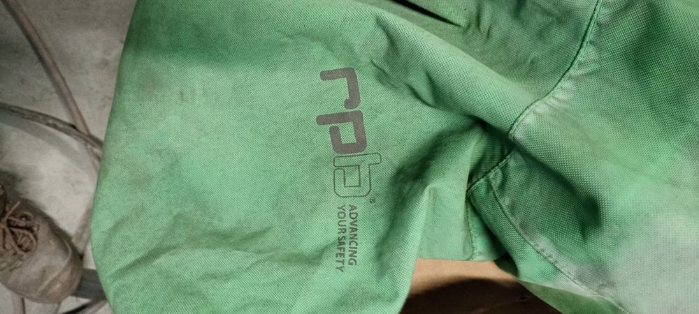 Продам захисний шолом NOVA 3