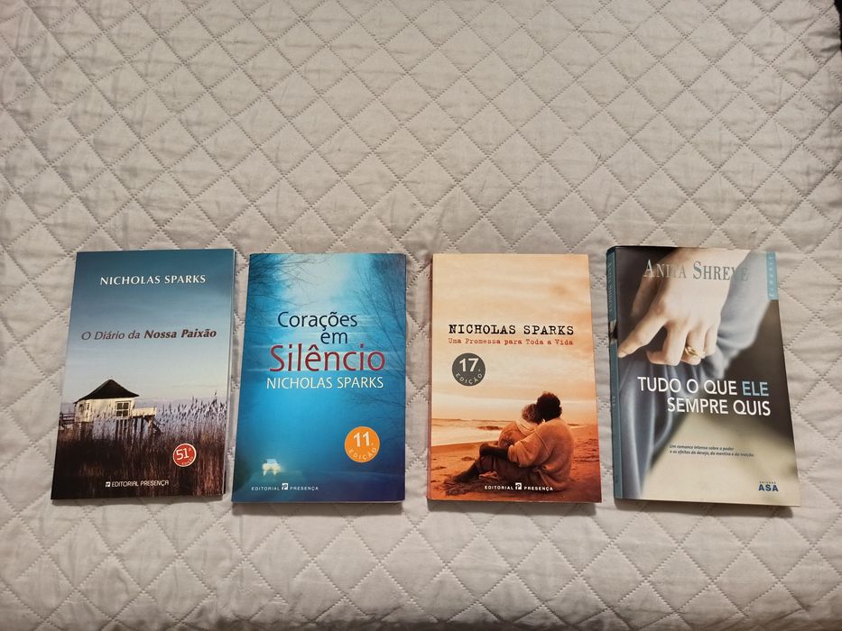 Vários livros em bom estado