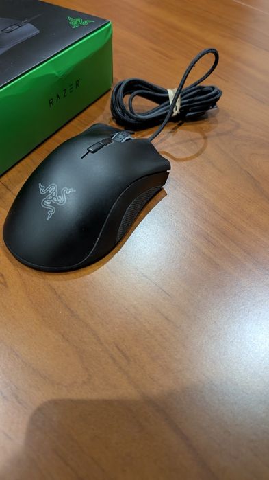 Rato Razer Deathadder Elite (roda não funciona às vezes)