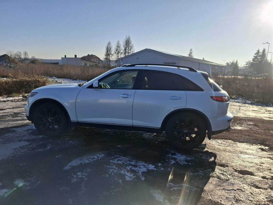 Infiniti FX45 4.5 V8