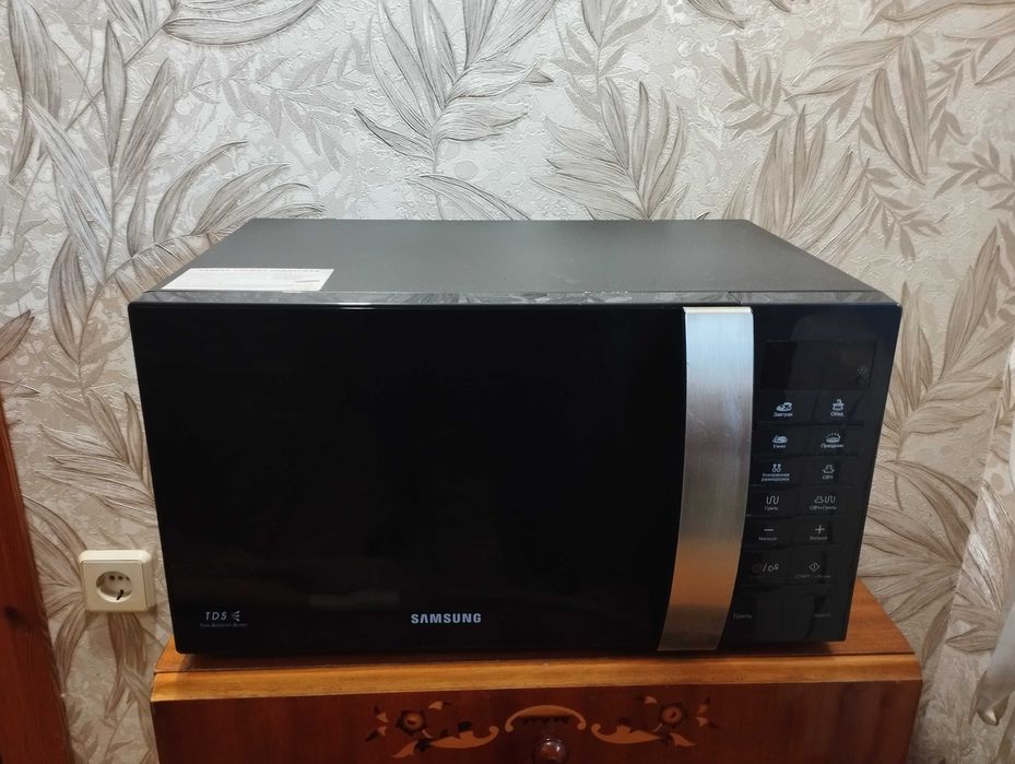 Микроволновка Samsung GE86VR