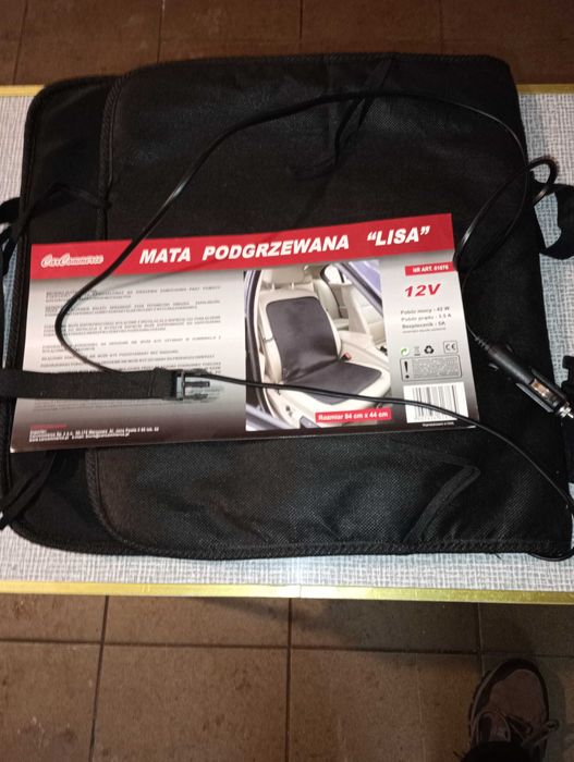 Mata grzewcza do samochodu osobowego , dostawczego i ciężarowego ,