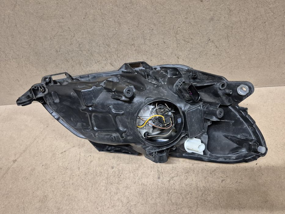 Lampa reflektor skoda Fabia 2 lift lewy europa