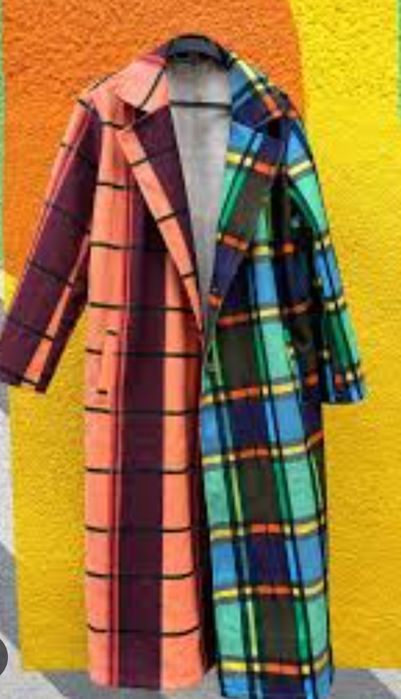 Długi wiosenny plaszcz