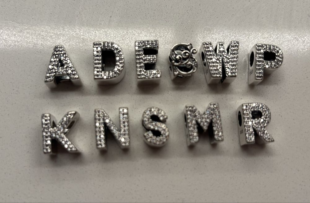 Charms zawieszki litery do Pandora