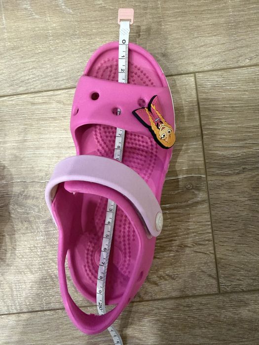 Сандалі, босоніжки Crocs c12 в чудовому стані (ельза, анна)