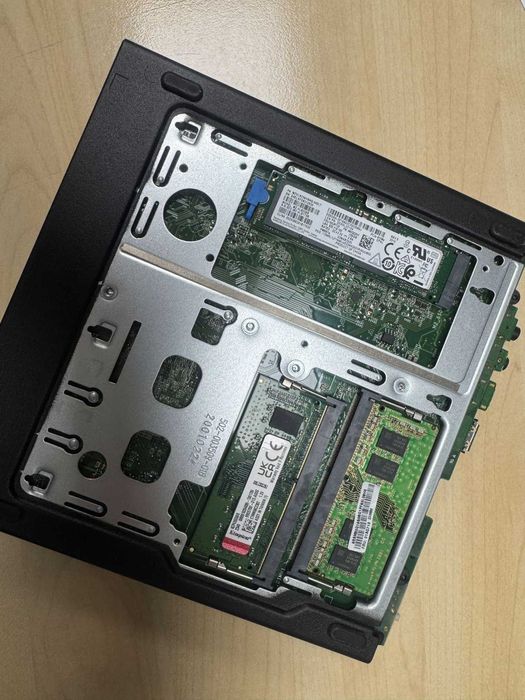 Mini PC Lenovo M75q Razen3 PRO  DDR4 16GB M.2 NVMe 256GB Windows 11