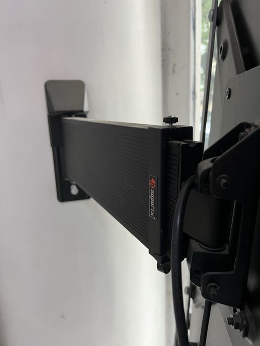Monitor profissional LG 55XS4J-B c/suporte napofix incluido