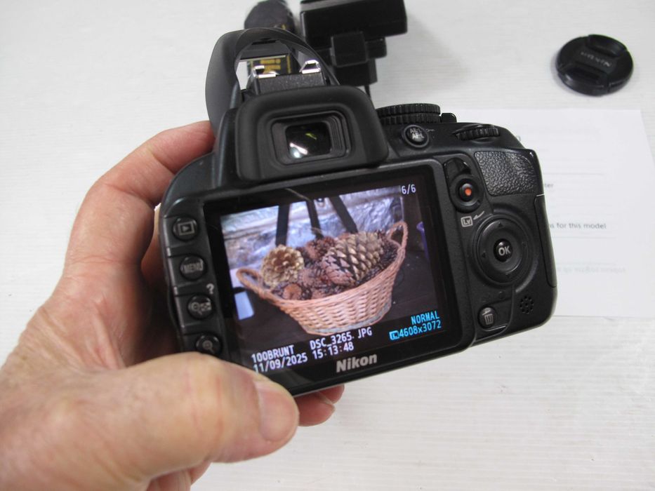 Nikon D3100 + Lente 18-55 VR Estabilizador só 19 Mil disparos