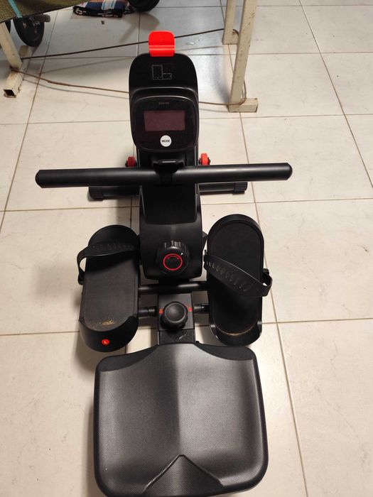 VENDO MÁQUINA DE REMO COMO NOVA