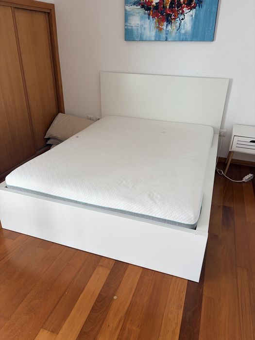 Cama e estrado casal ikea