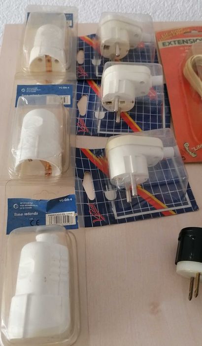 Fichas, interruptor e cabos telefone, lote todo por 6€