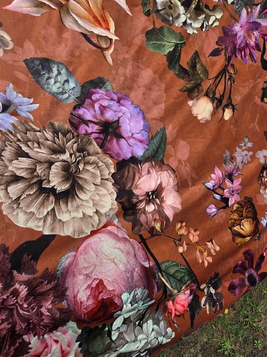 Narzuta Fleur 270 x 265 cm + poszewki Essenza