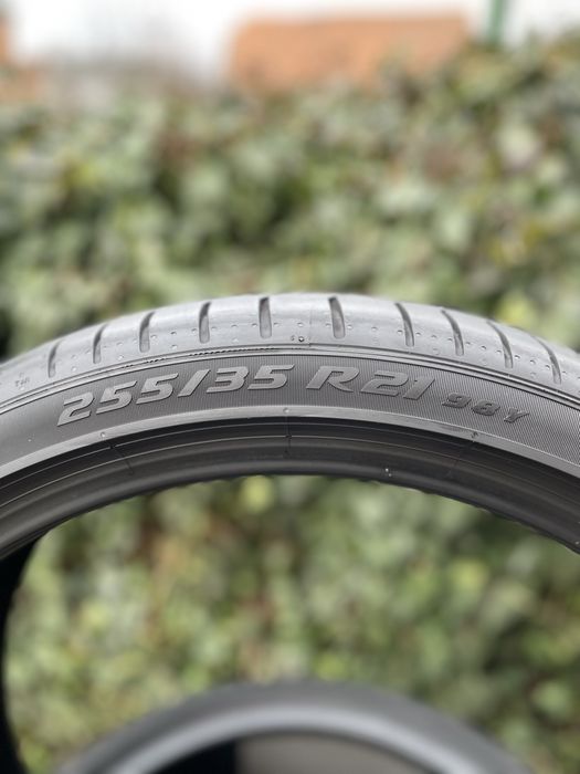 255/35 R21 Pirelli PZero PZ4