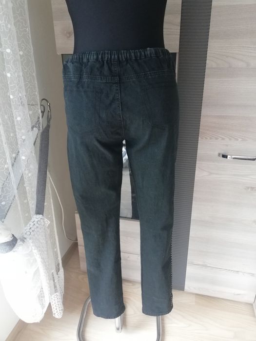 Jeansowe spodnie z ćwiekami Primark Denim r. M