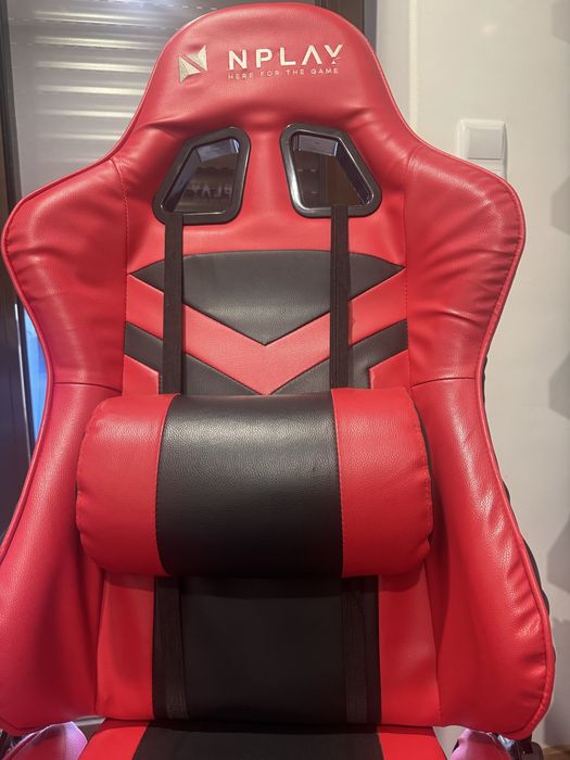 Cadeira Gaming NPLAY Vermelha/Preta – Como Nova!