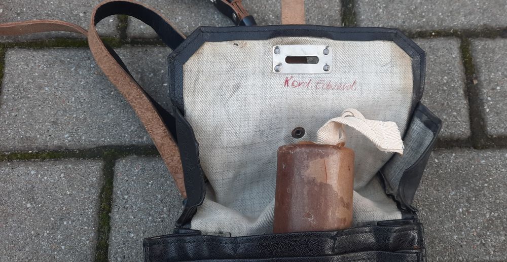 Milicja stara czarna torba