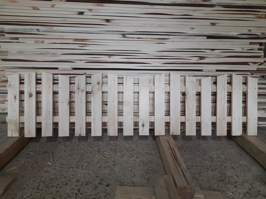 Декоративний паркан дерев'яний