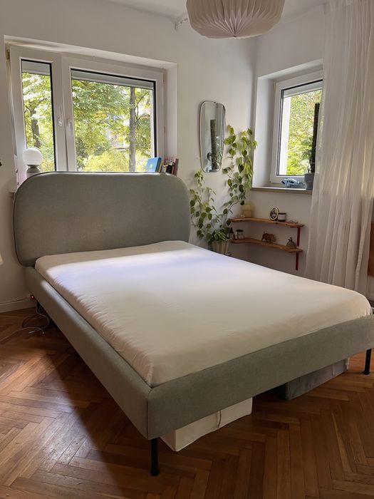 Ikea łóżko tapicerowane vadheim