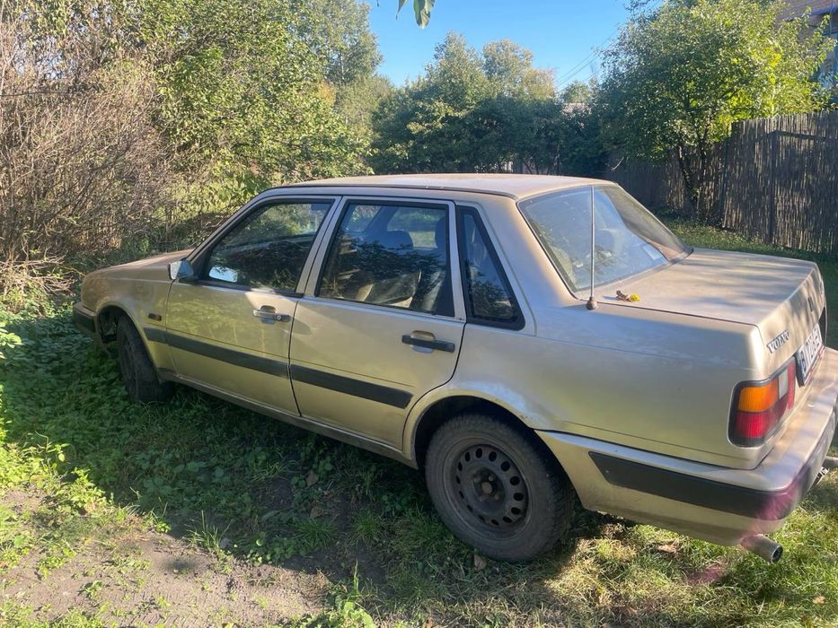 Продам вольво 460