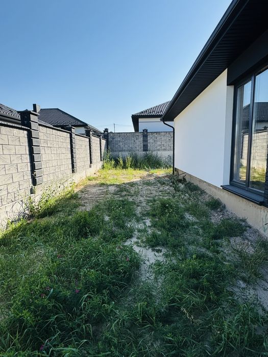 Продам сучасну американку 110 м.кВ в хорошій локації