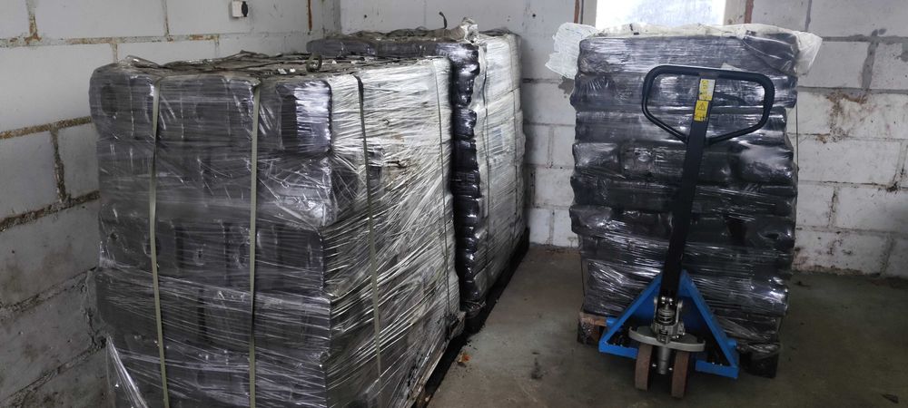 Brykiet Torfowy Zamiennik Węgiel Dowóz 1 Gatunek Suchy BigBag Paczki