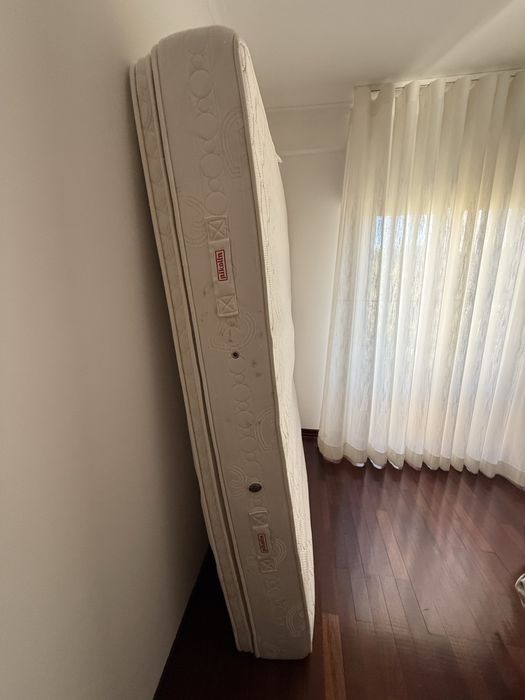 Colchao casal pikolin