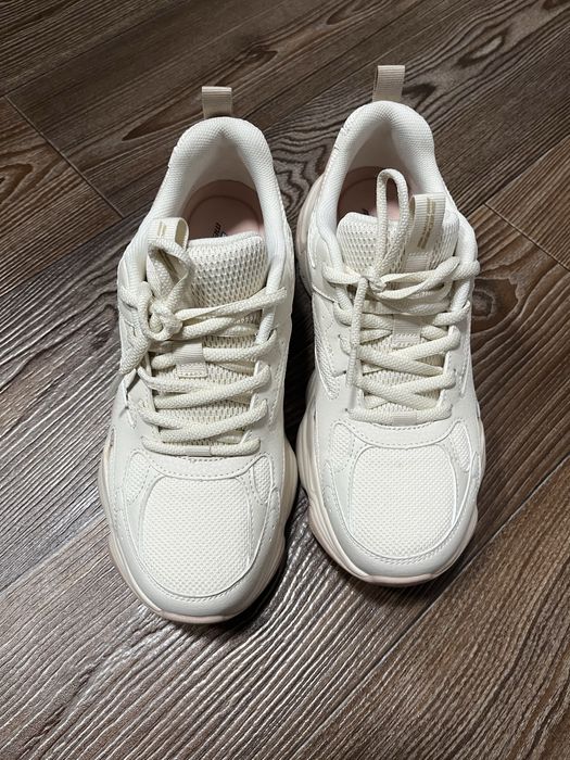 Кросівки Skechers розмір 39
