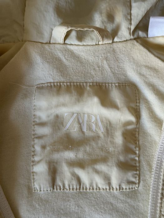 дитяча вітровка Zara